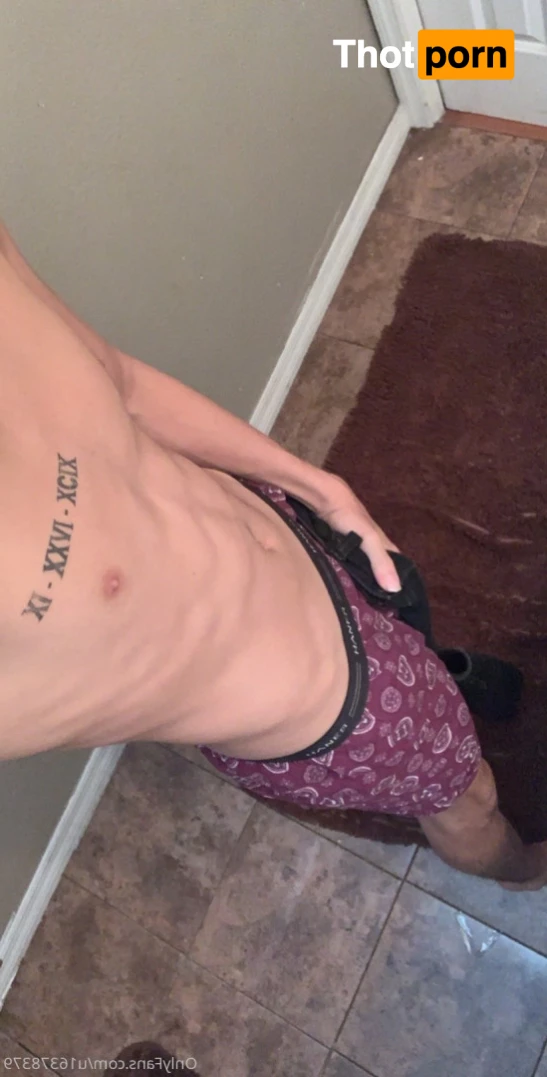 Riley's Free Page ⚡️ 6973187