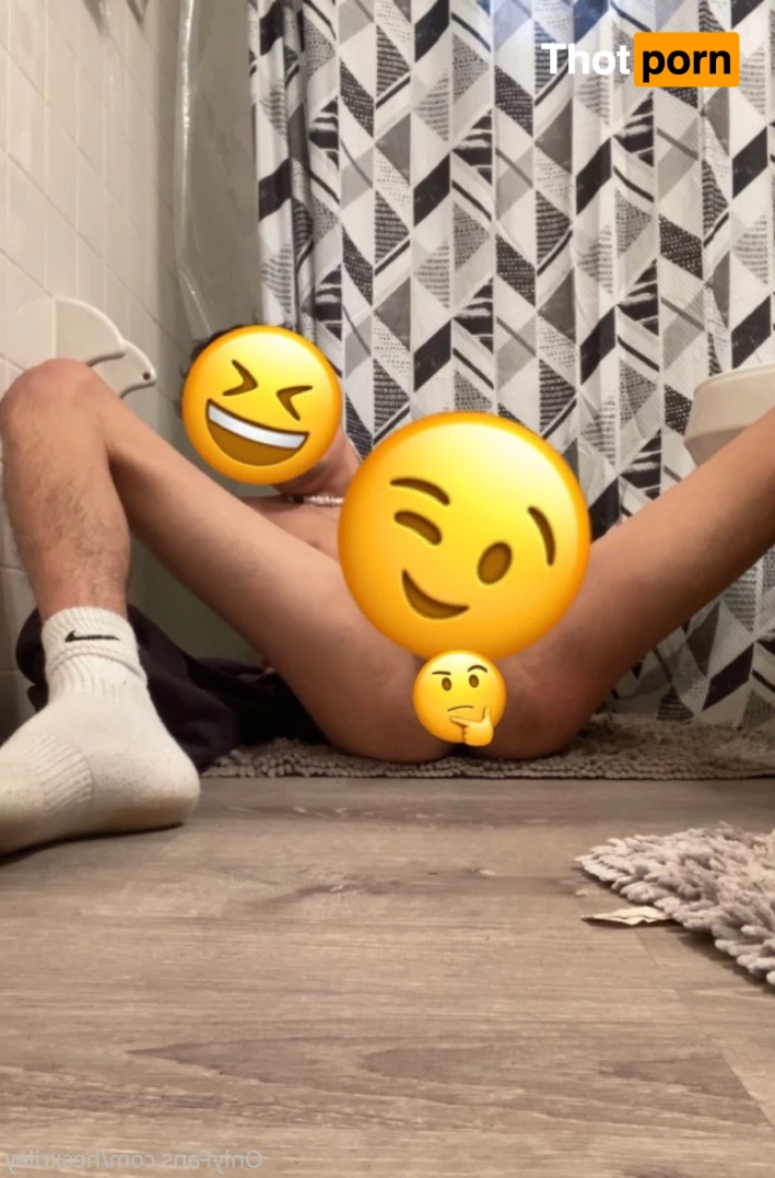 Riley's Free Page ⚡️ 6973328