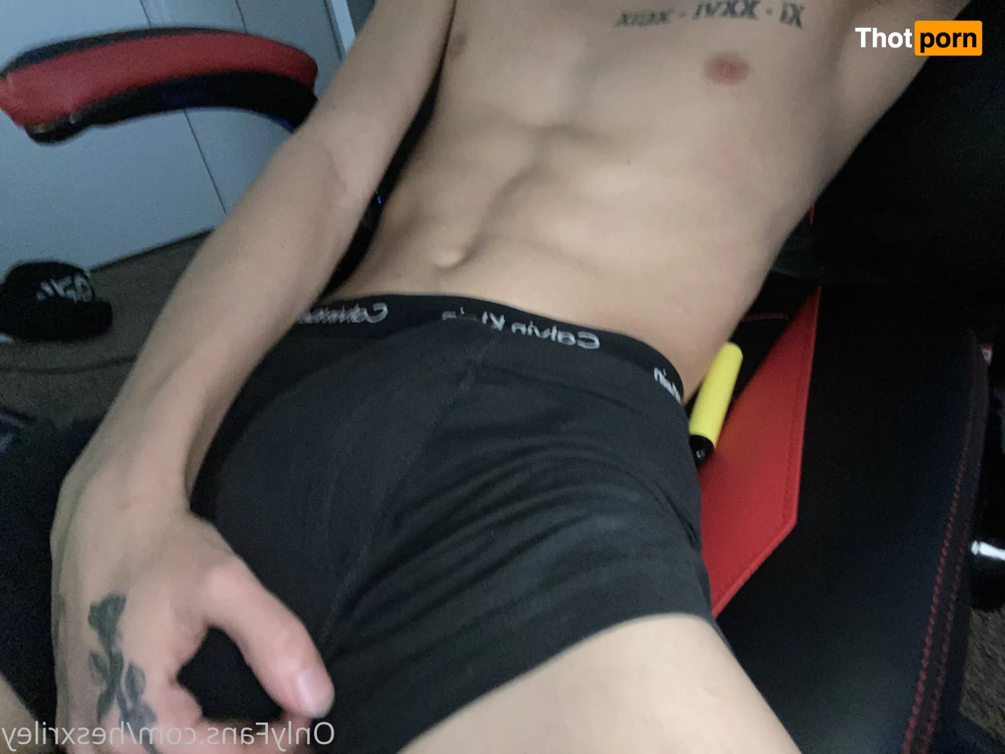 Riley's Free Page ⚡️ 6973372