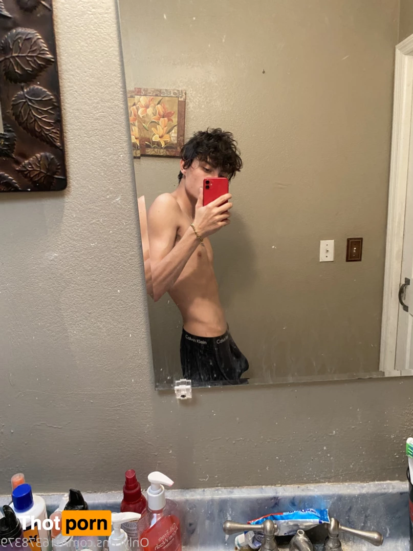 Riley's Free Page ⚡️ 6973381