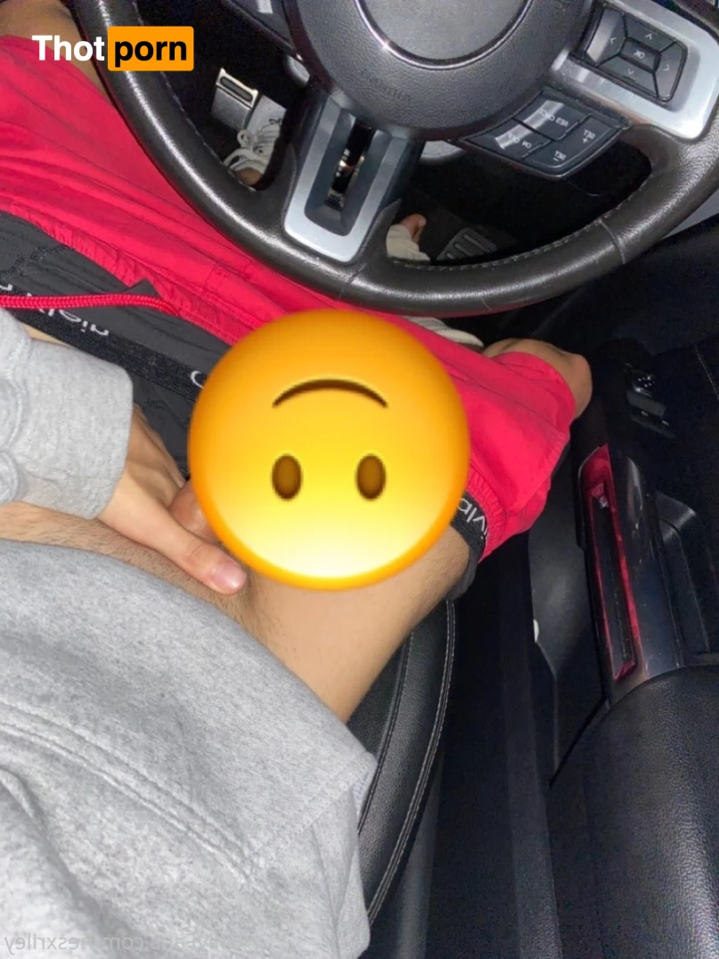 Riley's Free Page ⚡️ 6973434