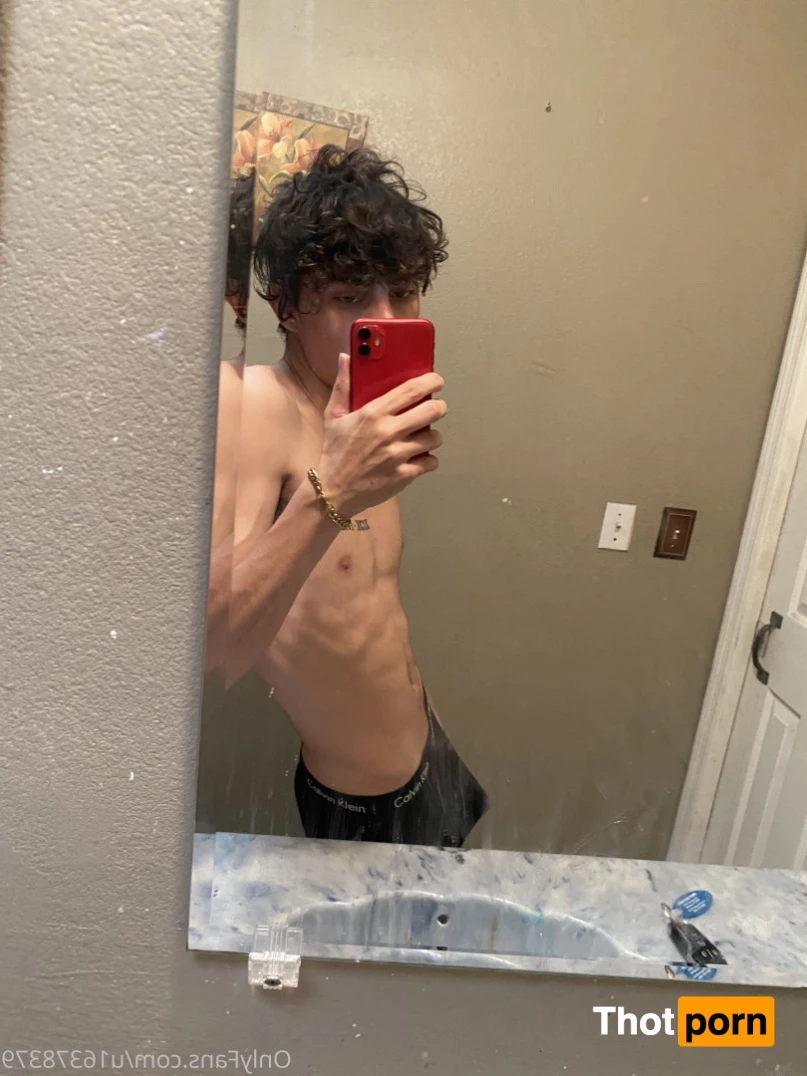 Riley's Free Page ⚡️ 6973465