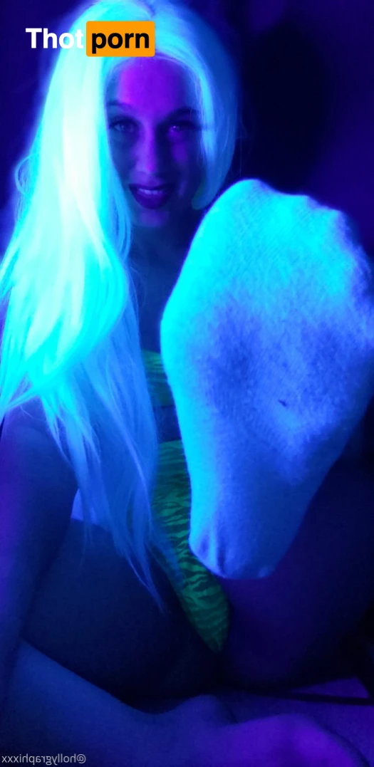 Holly Graphixxx 6969725