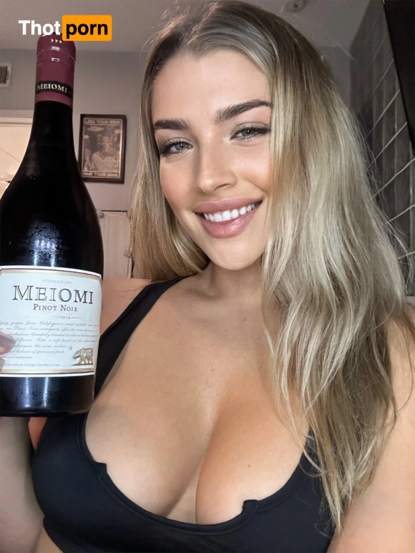 Paige⚡️ 10615862