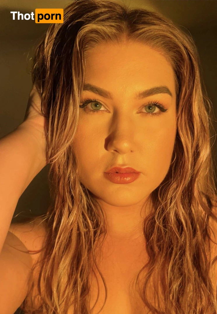 Paige⚡️ 10615899