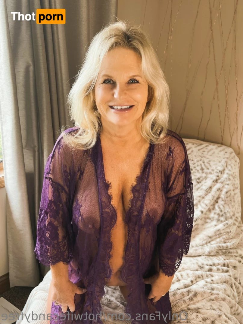 HotWifeCandyfree 7425932