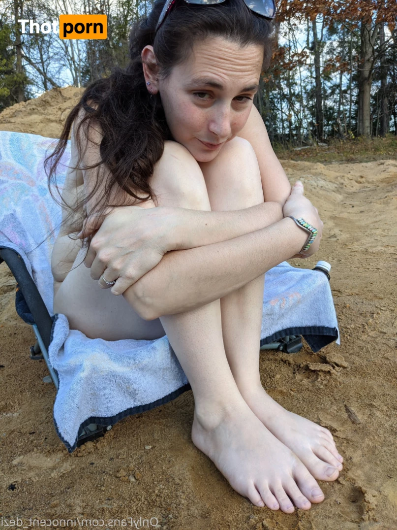 innocent_dezi 7382494