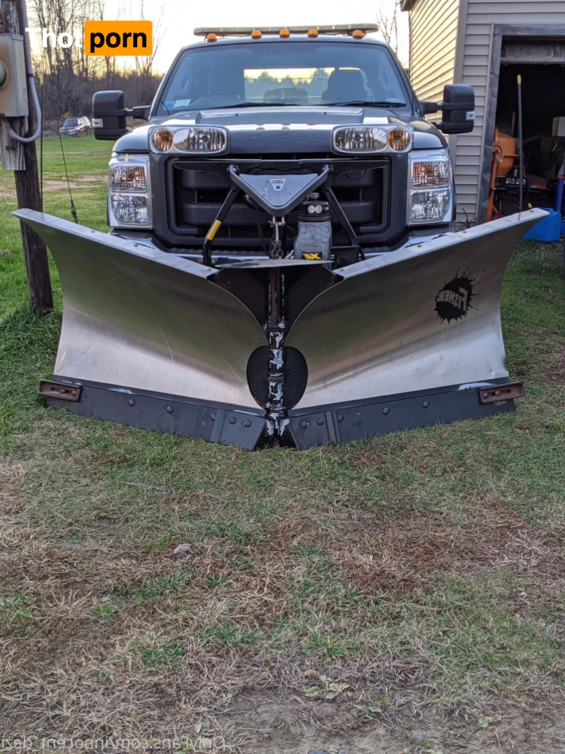 innocent_dezi 7382849