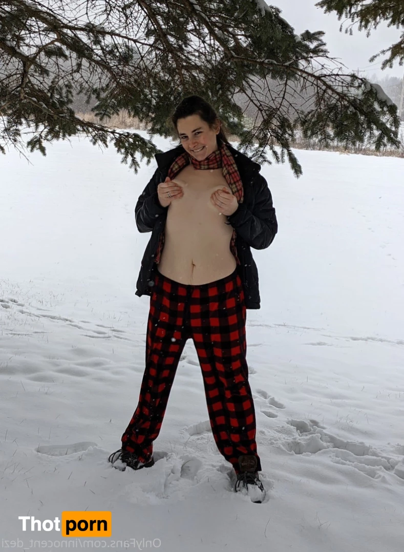 innocent_dezi 7382908