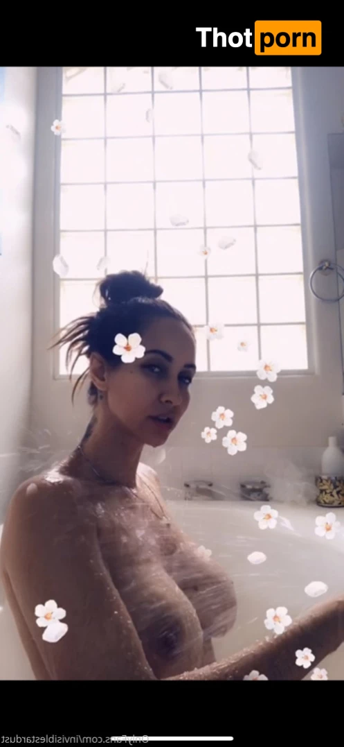 Isis Azelea, Isis Love InvisibleStardust 9646385