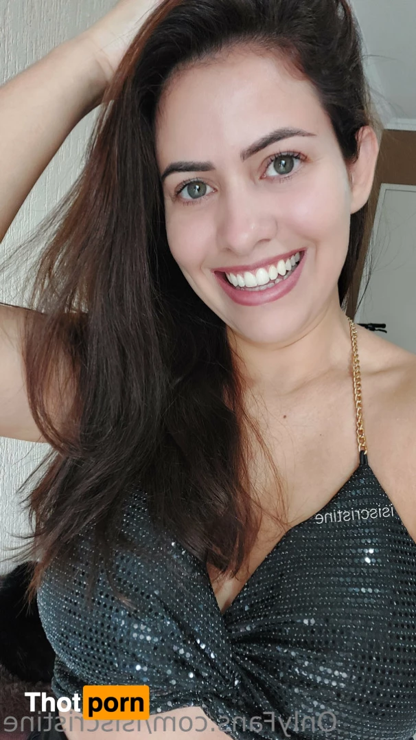 Isis Cristine 10490153