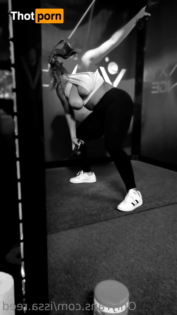 💥💫Fun with Issa 7425035