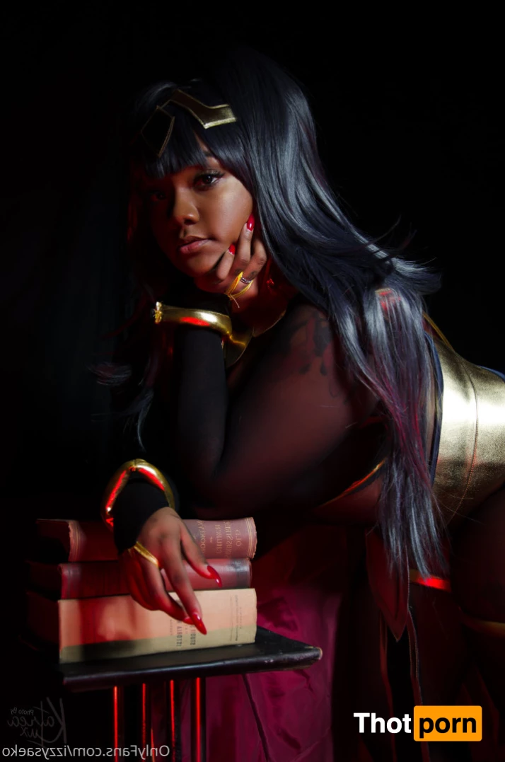 Isabella Saeko 7571086