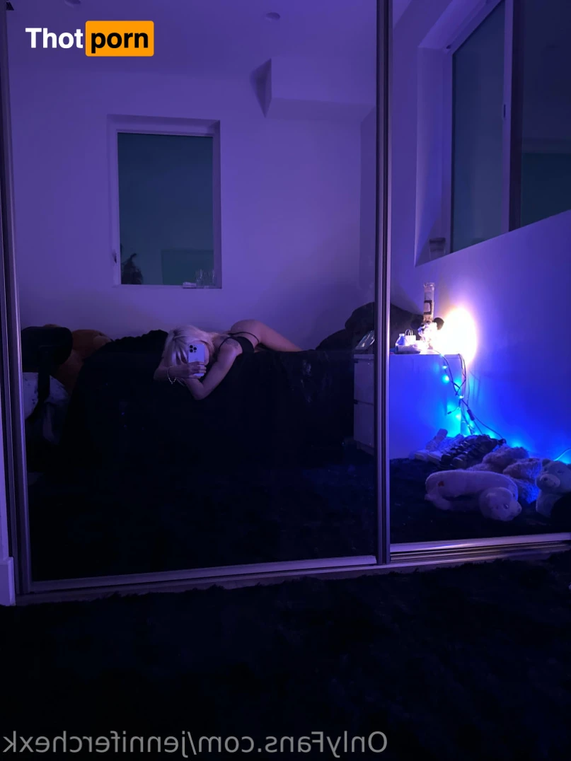 Jennifer Check 14400377