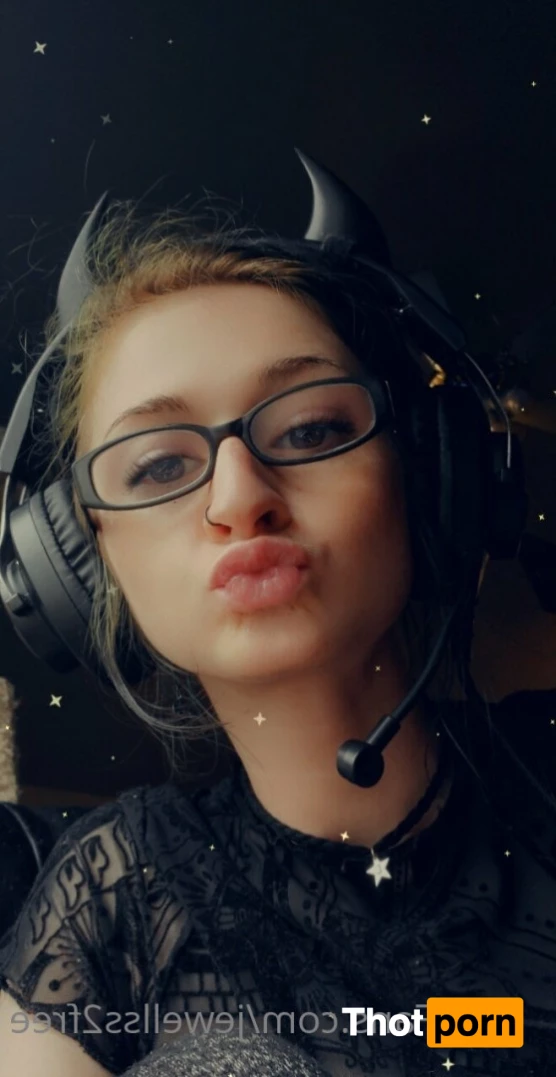 Jewellss2free 7414653