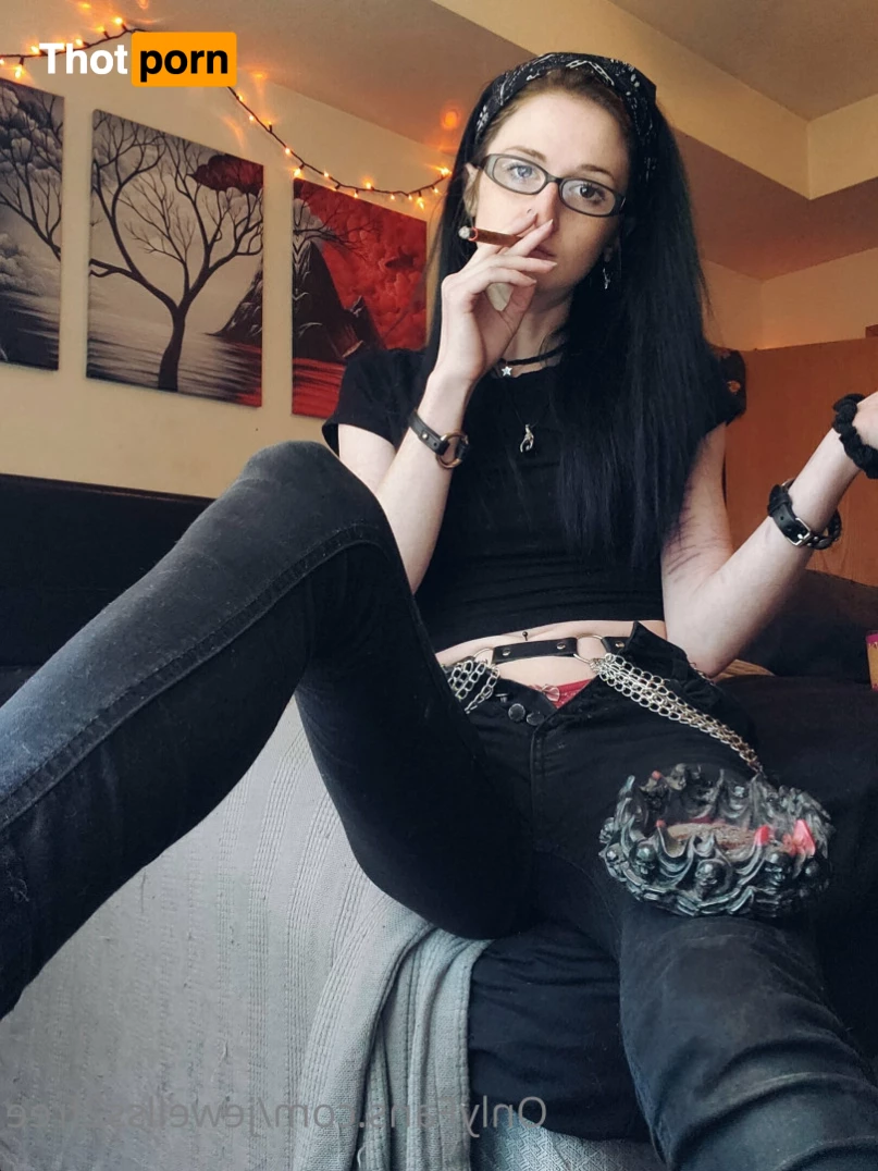 Jewellss2free 7414692