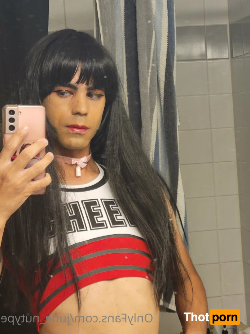 strawberryjune 6571372