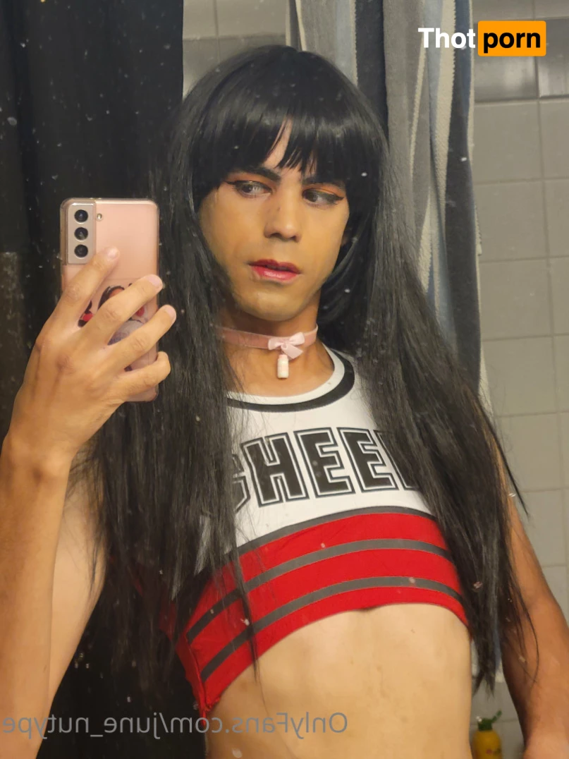 strawberryjune 6571476