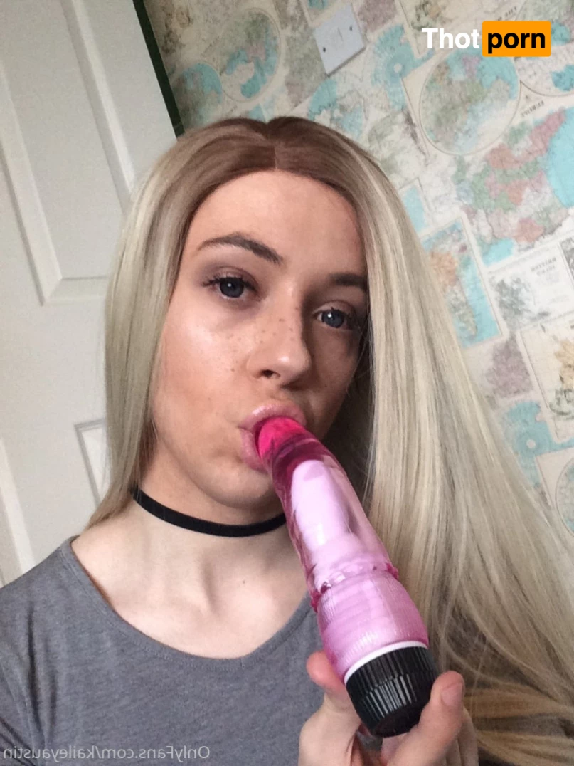 Kailey Austin 7413093