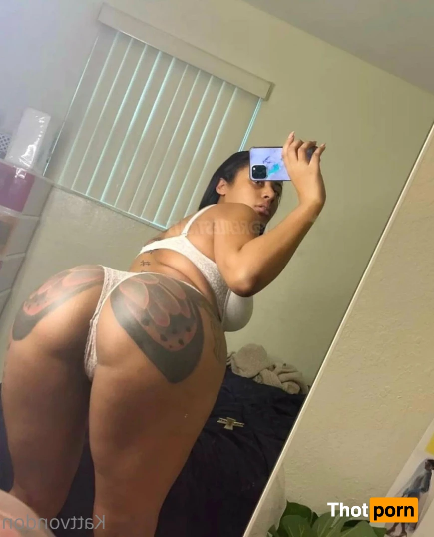 Realest Katt 🦋 14387371