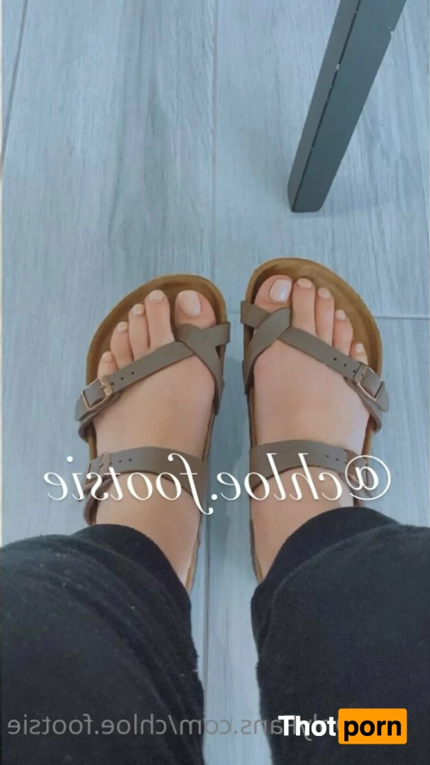 Kayla's Toes 7344060