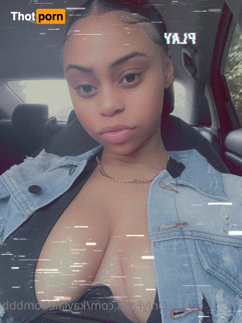 Kaylalebomb 10489563