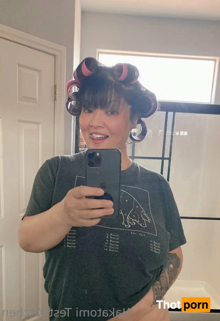 Kelly Nakatomi 7404989