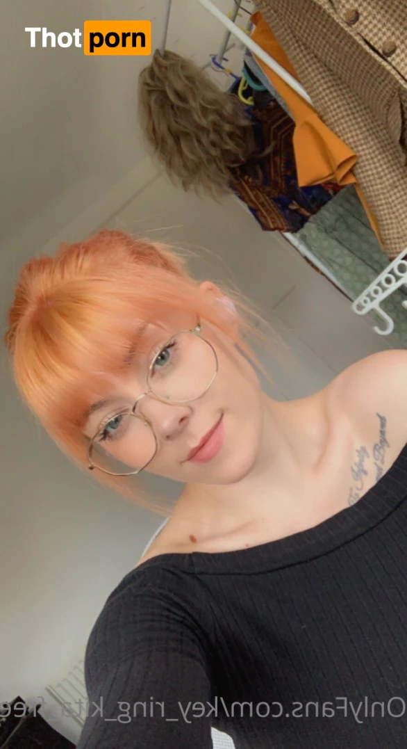 Petite little girlieeee 7404835