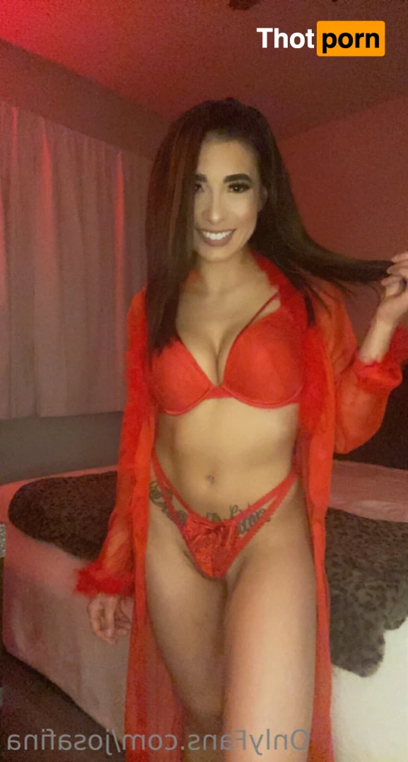 Josie Ann 🐰 11705576