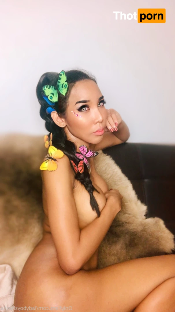 LadyboyShaSha 6915002