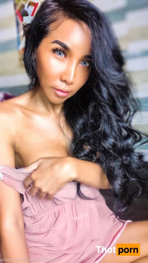 LadyboyShaSha 6915142