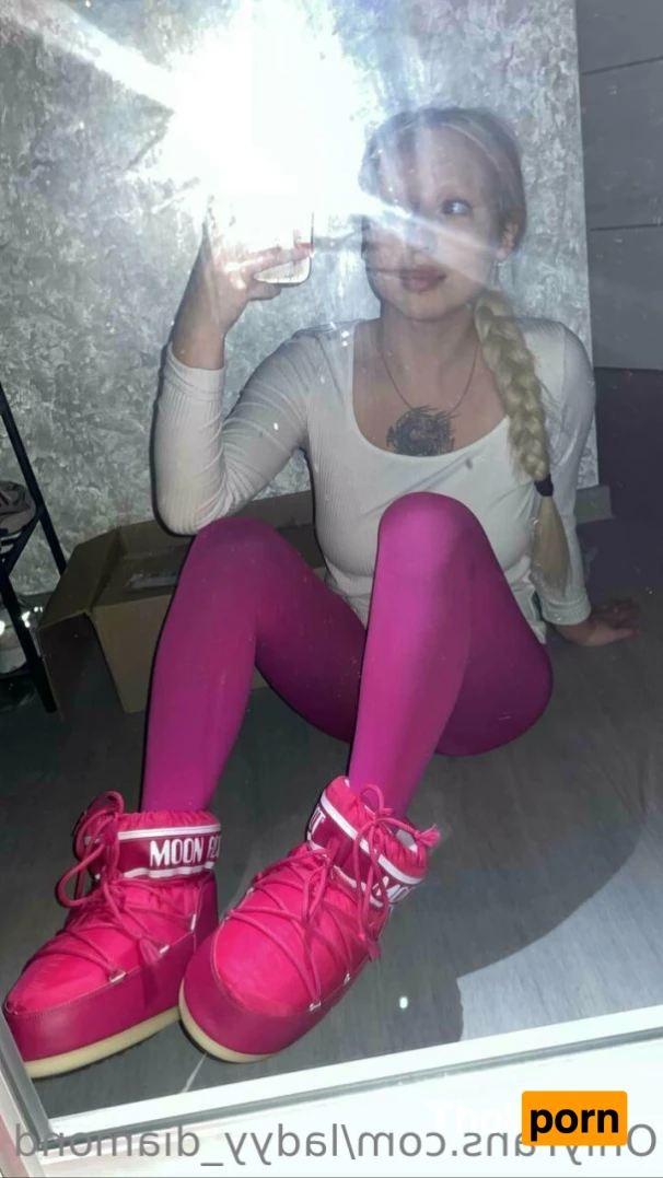 𝐀𝐧𝐚𝐬𝐭𝐚𝐬𝐢𝐚 11423979