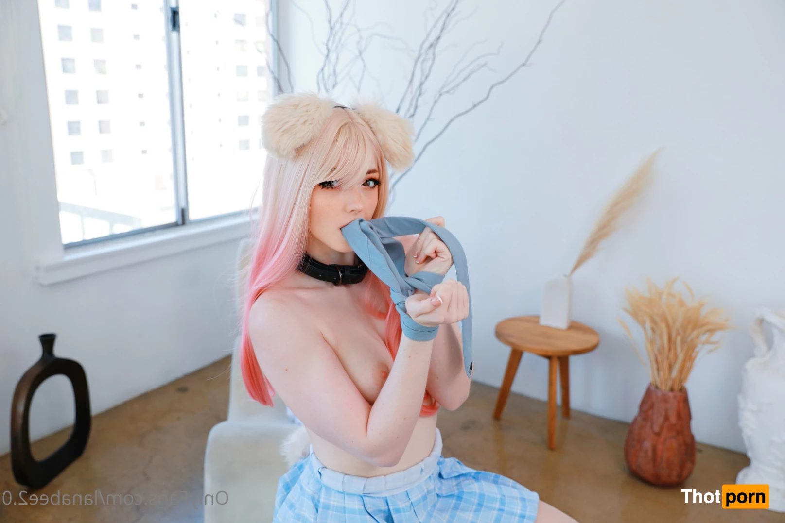 Lana Bee (they/them) the free account 10489275