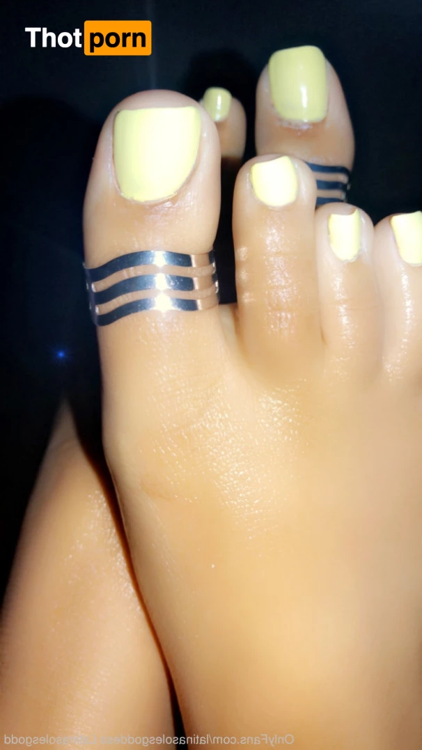 latinagoddessxx 7034818