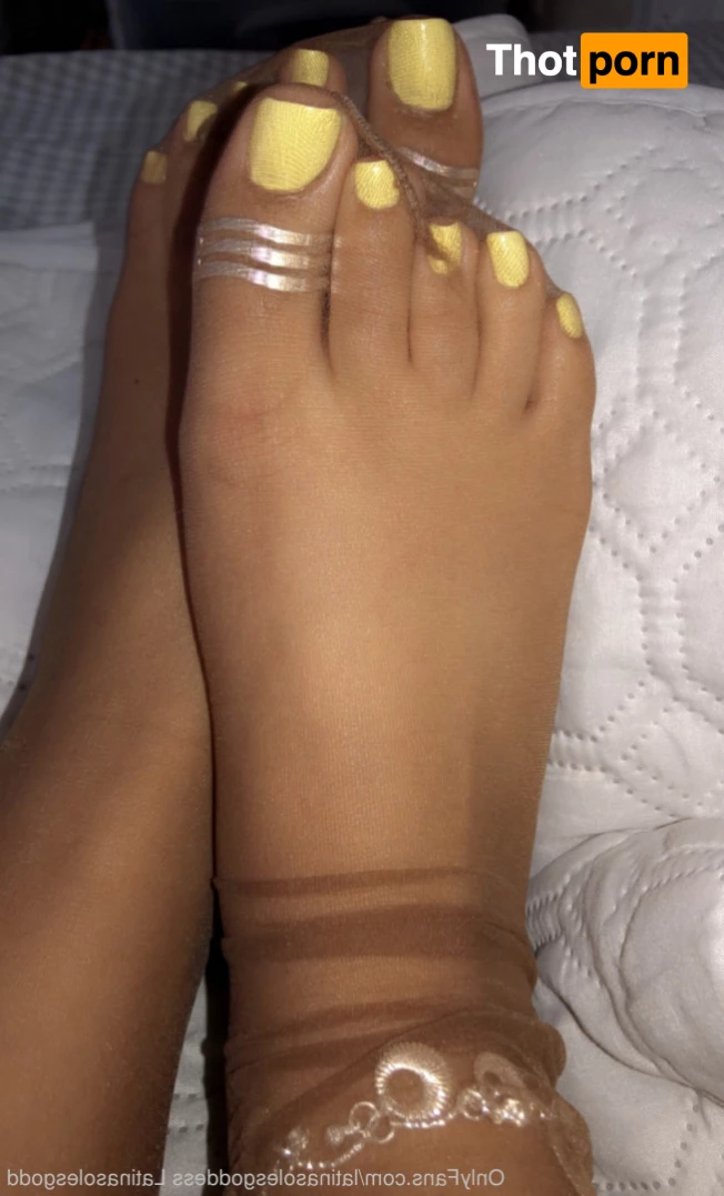 latinagoddessxx 7034890