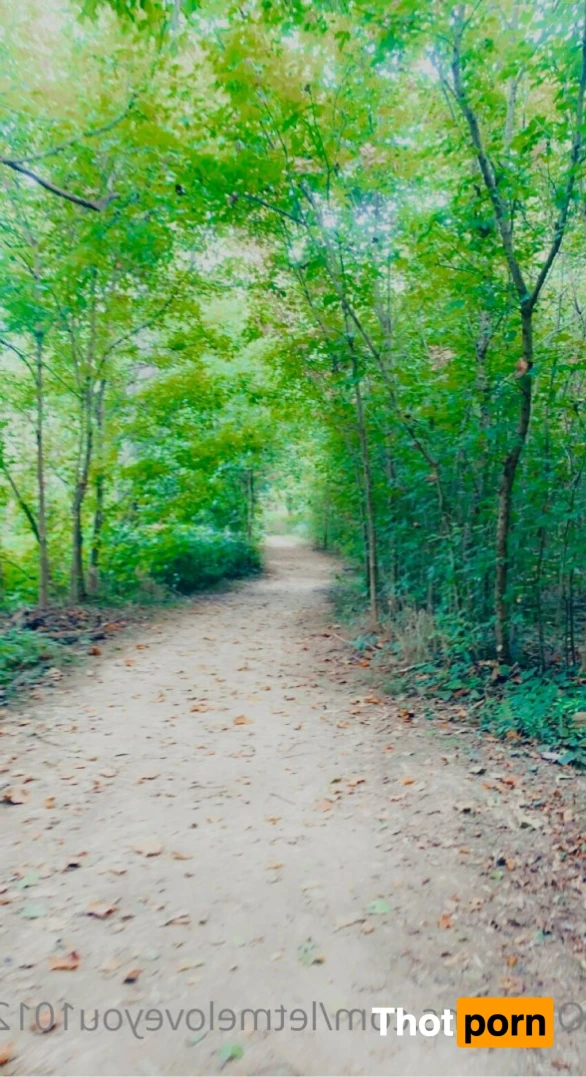 Lovegiantess 14319154