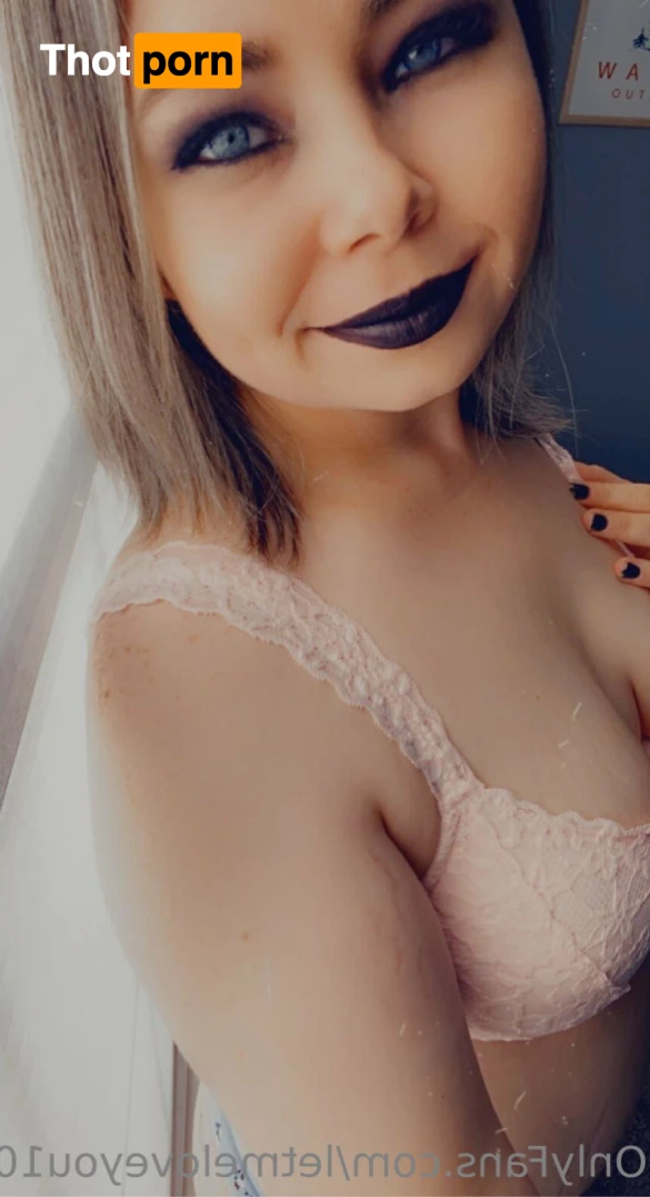 Lovegiantess 14319692