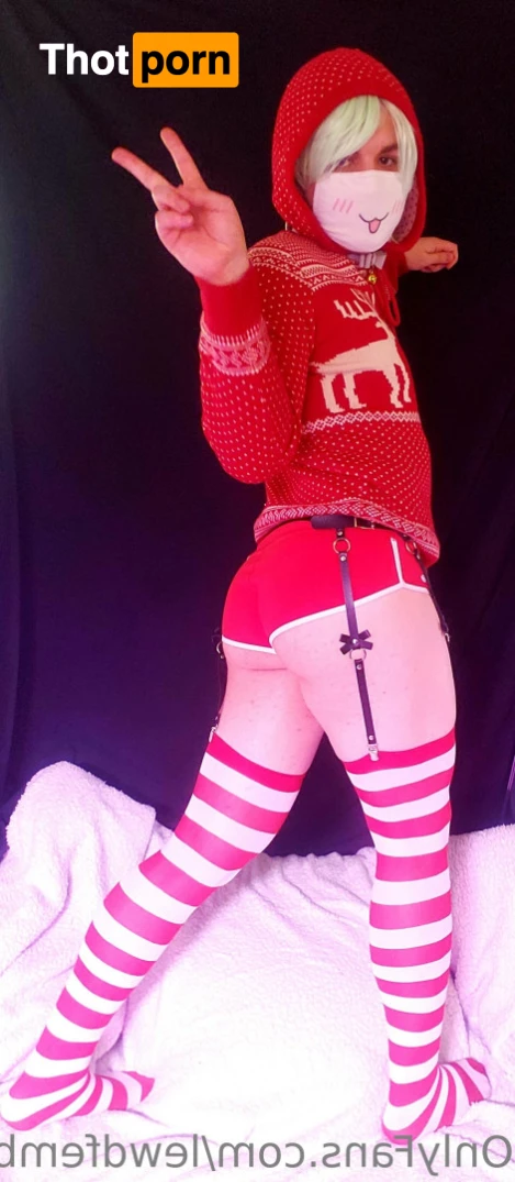 Lewd Femboy Airhead 10571106