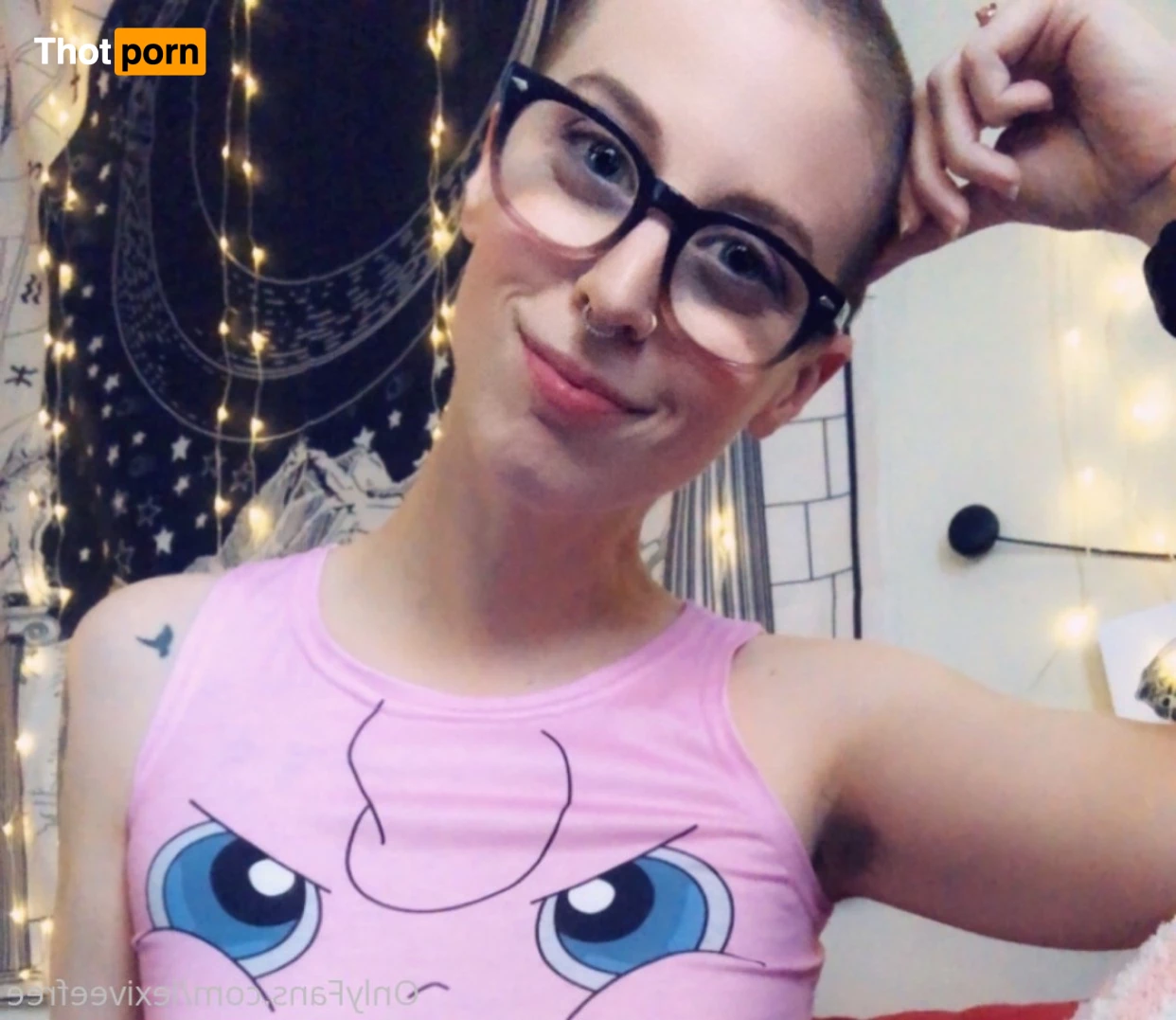 SLIMTHICK GOTH BABE 🥵 FREE 7020521