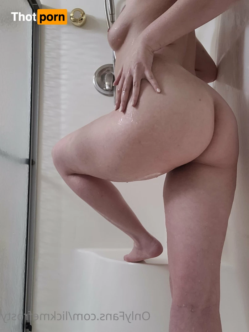 LickMeFrosty 6558008