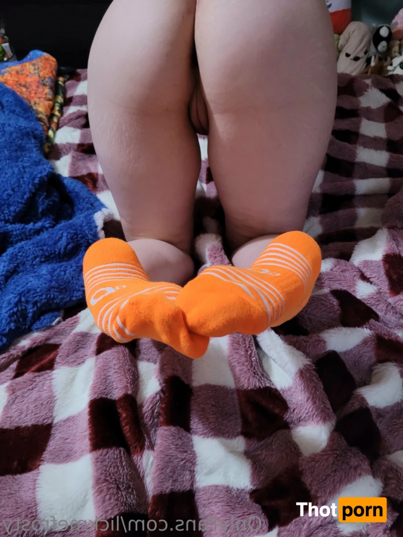 LickMeFrosty 6558159