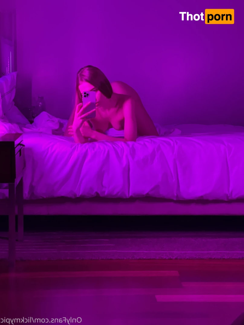 Alexa Martens 6864630