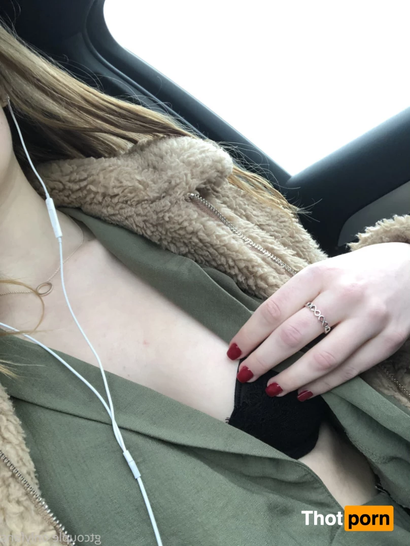 Lily Rose 🌹 7460460