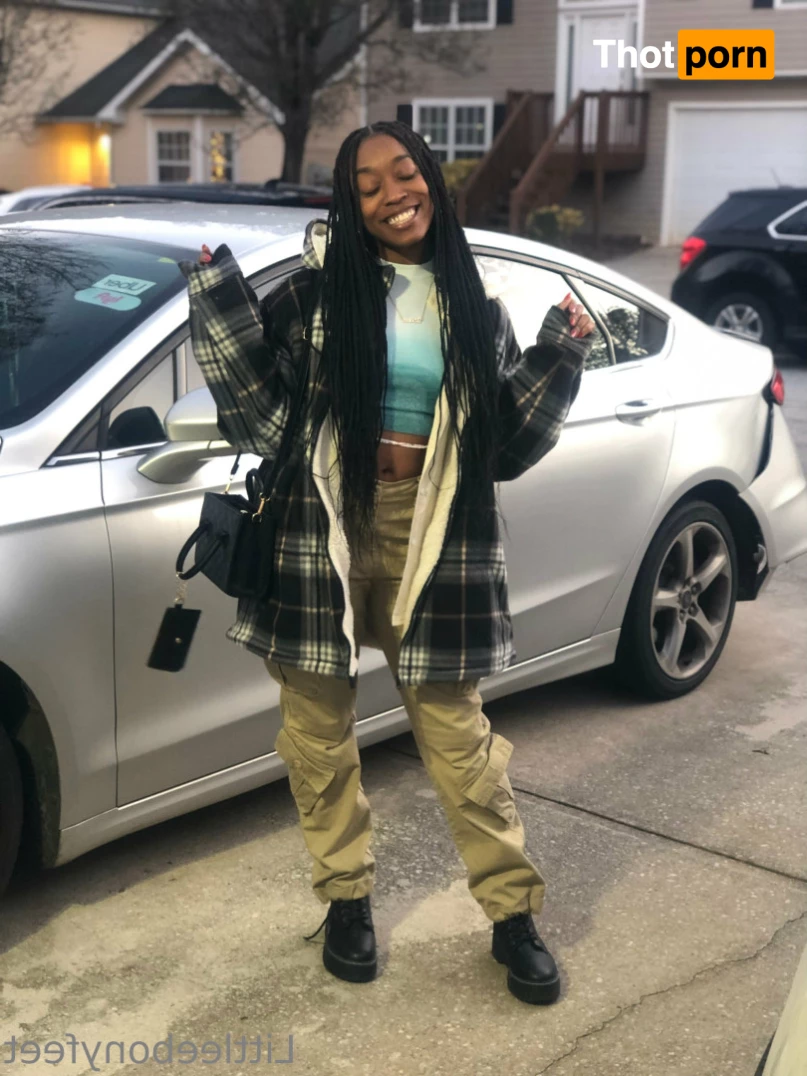 Littleebonyfeet 10443918