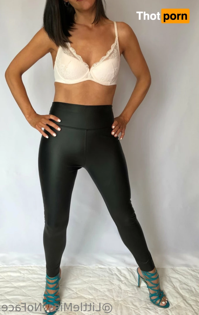 Claire  #LittleMiss_NoFace 6872645