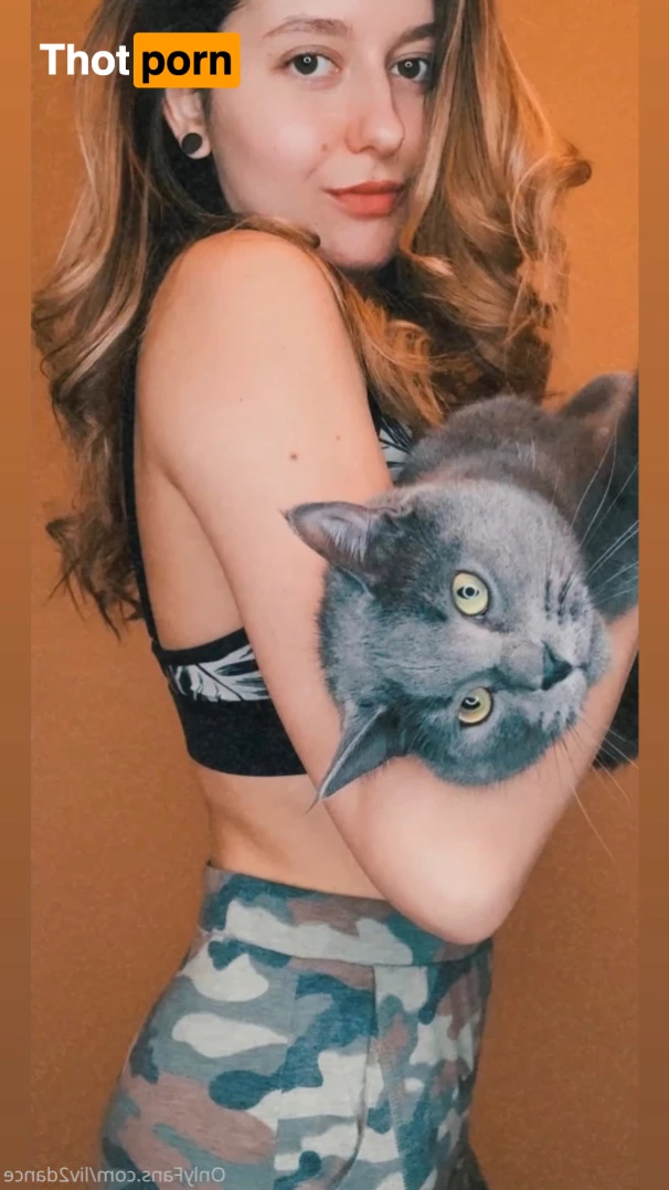 Dancing with Liv 6940509