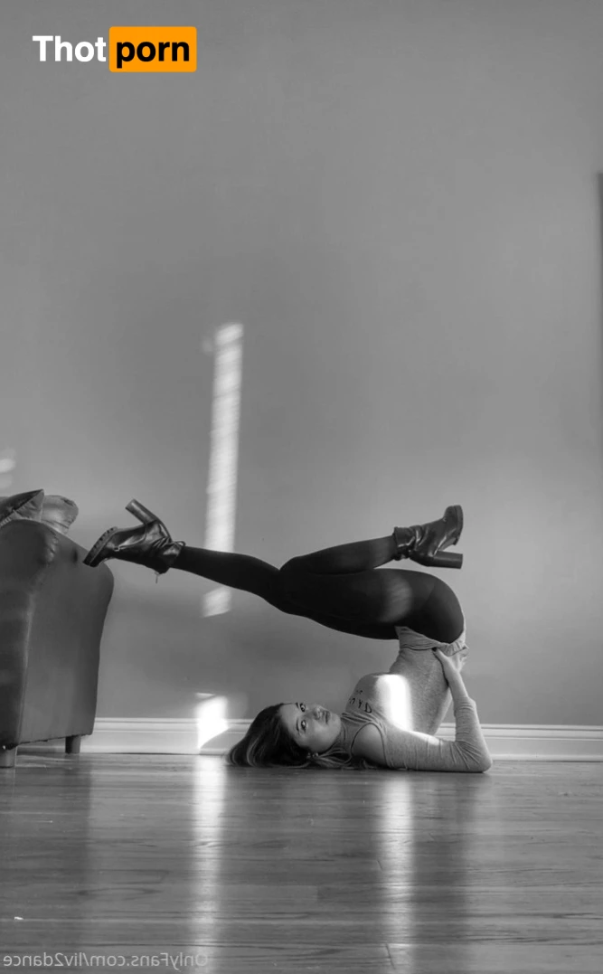 Dancing with Liv 6940736