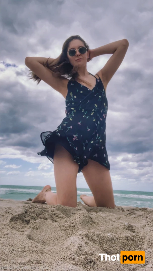 Dancing with Liv 6940768