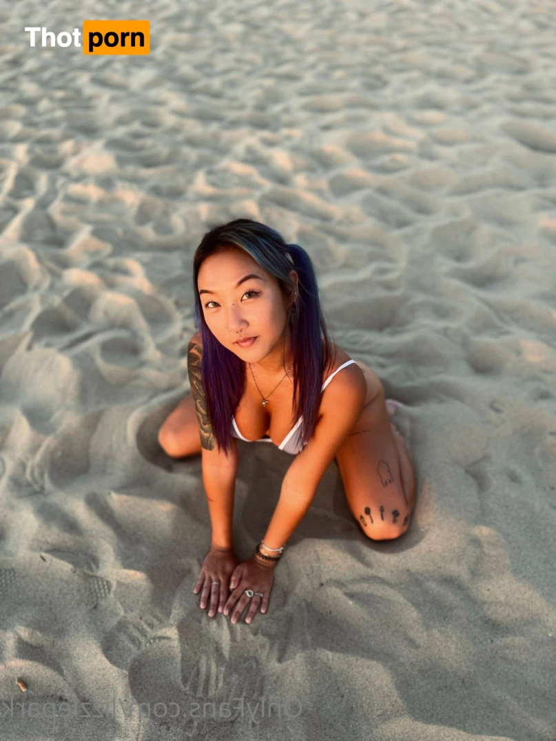 Lizzz Park 💜😇 7452345