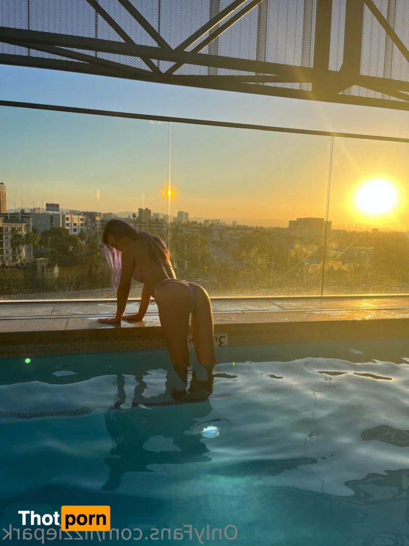 Lizzz Park 💜😇 7452364